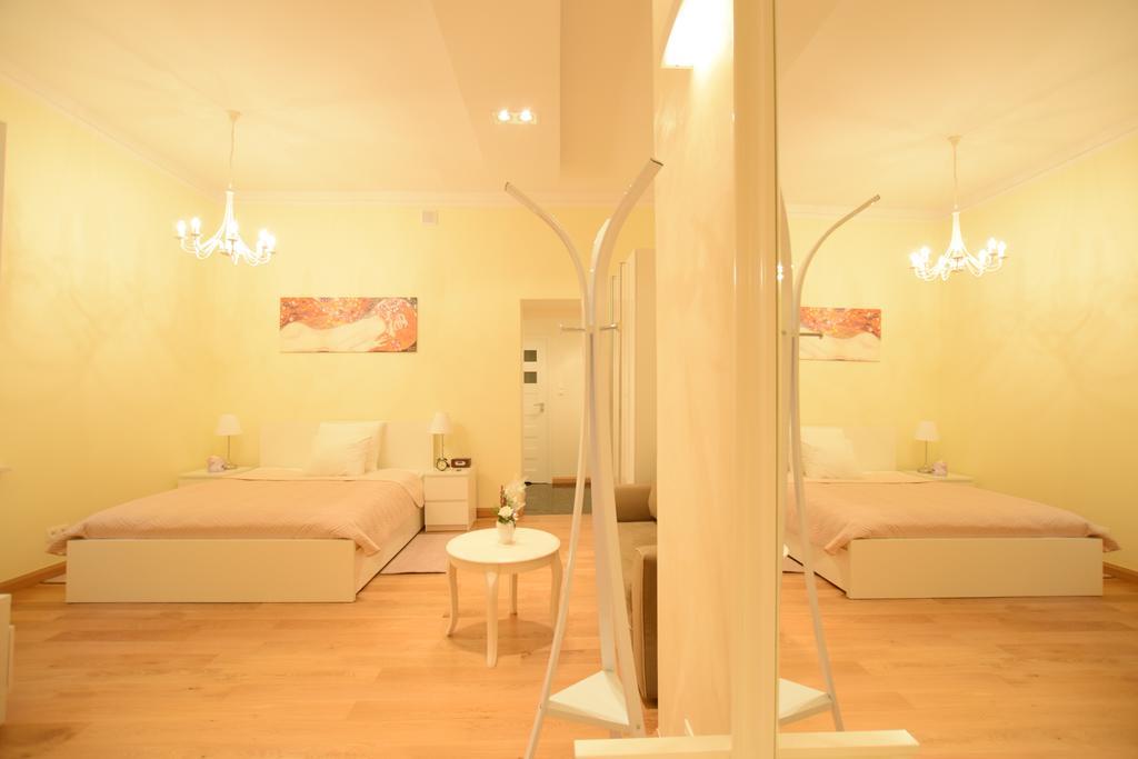 Elegant Apartment Foksal Varsovia Exterior foto